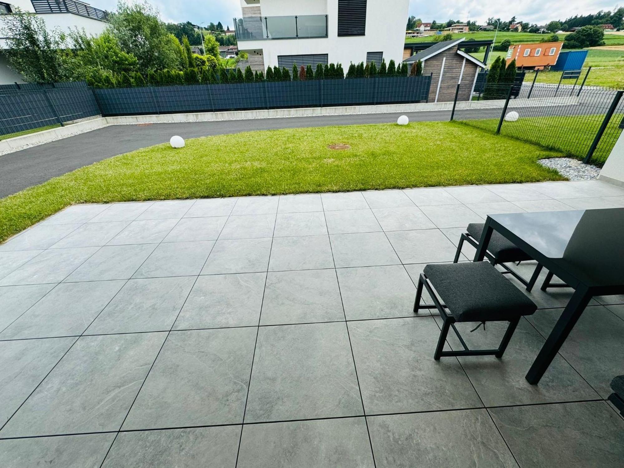 Luxus-Villa In Idyllischer Lage Muttendorf Ngoại thất bức ảnh