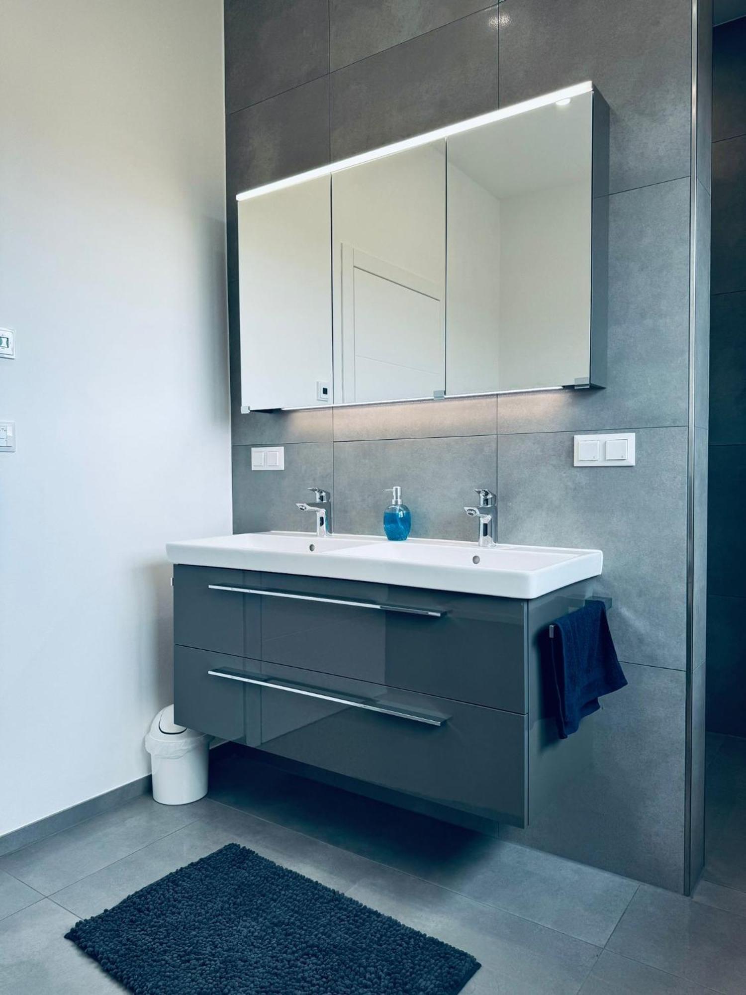 Luxus-Villa In Idyllischer Lage Muttendorf Ngoại thất bức ảnh
